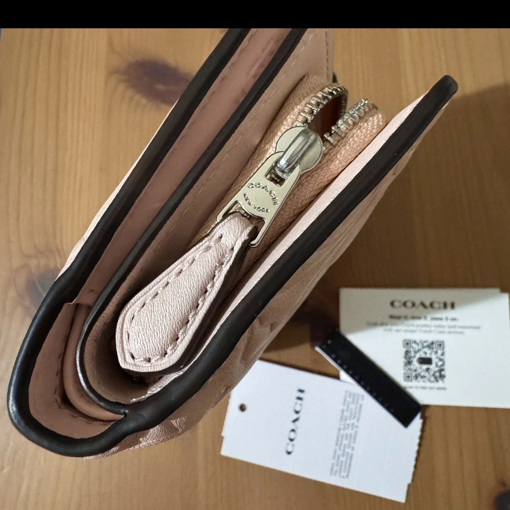 Coach Pink Embossed Leather Wallet - Picture 4 of 5